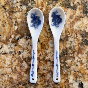 Set of 2 Delft Blue & White Ceramic Condiment Tea Stir Spoon Set